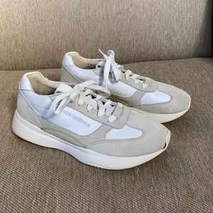 New Balance Sneakers women’s size 7 marked Sample -